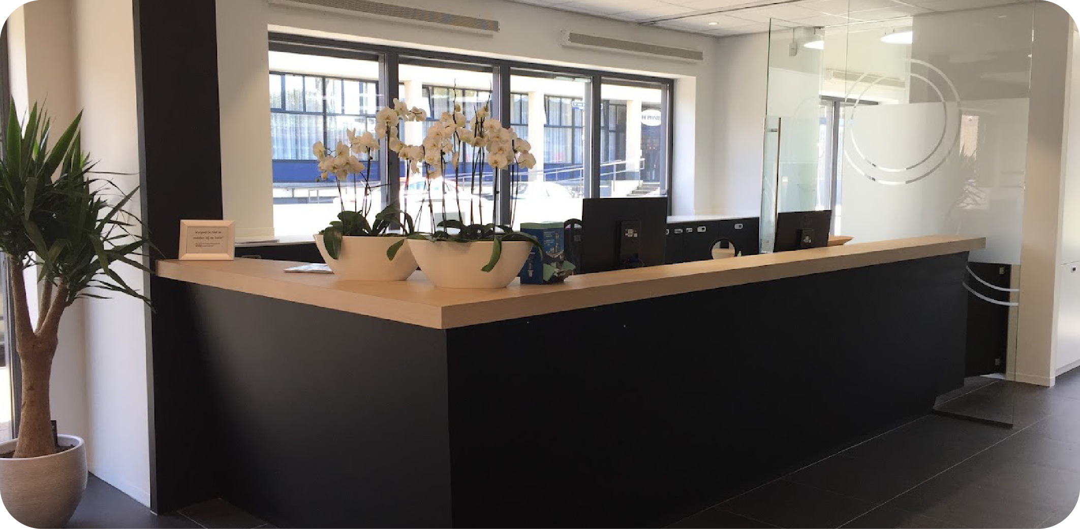 Ortho Laak Den Haag Orthodontiepraktijk Balie